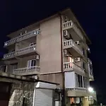 Tzonevi 3*